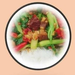 กินง่ายผัดไทย ตามสั่ง(หัวหมาก 31 โทร.081-902-5215)