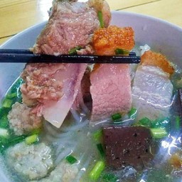 ก๋วยจั๊บญวน