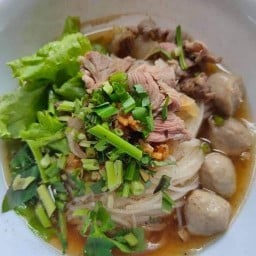 ก๋วยเตี๋ยวหมูนายฮั้งเพ็งซ.10ม.มิตรประชาติดกับร้านก๋วยเตี๋ยวแช้มป์ซอย10