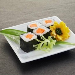 ข้าวห่อสาหร่ายไส้แครอท Ninjin Maki set