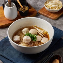 ก๋วยเตี๋ยวลูกชิ้นหมู