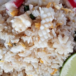 ข้าวผัดทะเล