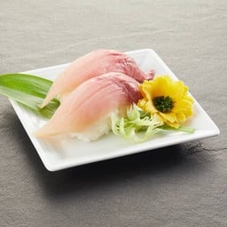 ข้าวปั้นหน้าปลาฮามาจิ Hamachi nigiri sushi