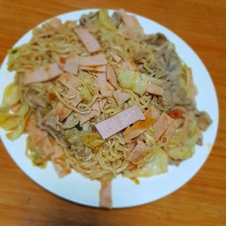 ร้านครัวแม่น้องอาร์ตี้