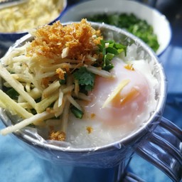 โจ๊กหมูไข่ลวก
