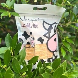 เค้ก  แปด บาท