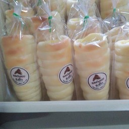 ครีมฮอร์น&ขนมชีส