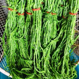 ชะอมต้ม มัดละ15บาท