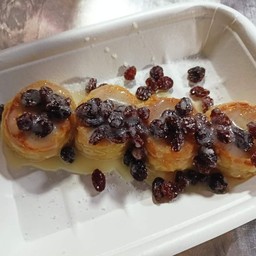 โรตีกุหลาบหน้าลูกเกด