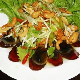 ยำไข่เยี่ยวม้า