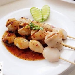 ก๋วยเตี๋ยวน้ำใส ข้าวมันไก่ หมูกรอบ ใต่ปู่