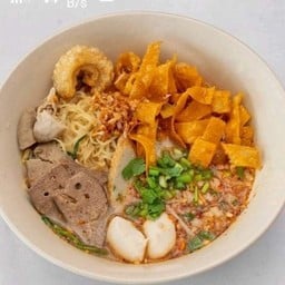 ต้มเลือดหมู ก๋วยเตี๋ยวหมูน้ำใสต้มยำ