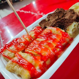 โรตีใส่ไข่2ฟองหน้าแยมสตอเบอรี่+โอวัลติน