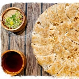 ยองยองเหลา