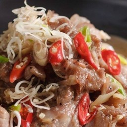 ข้าวหน้าหมูผัดกะปิ