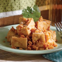 ข้าวหน้าเต้าหู้ผัดกระเทียม