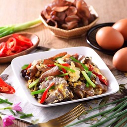 เห็ดหูหนูผัดไข่