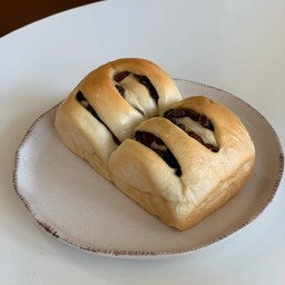 ขนมปังลูกเกด (Best Seller)