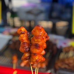 กวางแก๊ปหมูย่างไก่ย่าง&ของทอด หน้าโรงพยาบาลนครปฐม