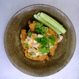 ข้าวปู กุ้ง ผัดพริกขี้หนู ไข่เจียว