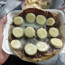 โรตีธรรมดาหนานุ่มนูเทลล่าหน้ากล้วยหอม