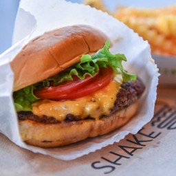 ชีสเบอร์เกอร์เนื้อ