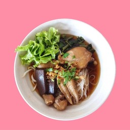 ก๋วยเตี๋ยวโฉมงามปลายจวัก