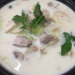 ต้มข่าไก่