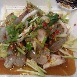 ยำกุ้งสด (ใส่มะม่วง)