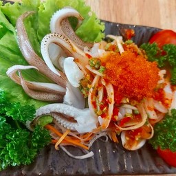 ยำปลาหมึกหอมไข่กุ้ง