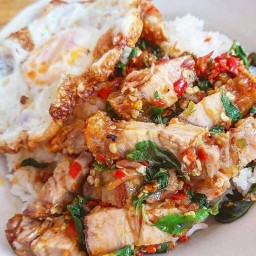 ครัวบ้านเหมียว (ตรงข้ามร้านแบตเตอรี่)