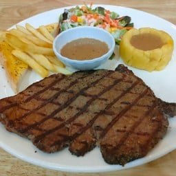 30.สเต็กเนื้อโคขุนพรีเมียมรัม Rump Beef