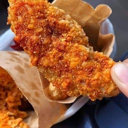 เปา ไก่เถื่อน ขาเข้าเมืองสามแยกไฟแดง เริอนจำ