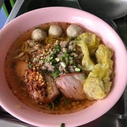บะหมี่เกี๊ยวต้มยำหมูรวม