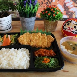 เบนโตะหมูทงคัตสึ