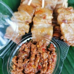 หมูปิ้งหมู  กรุงเทพกรีฑา ซ.8