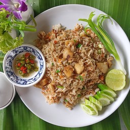 ข้าวผัดรวมมิตร