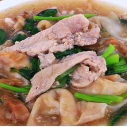 ราดหน้าหมู