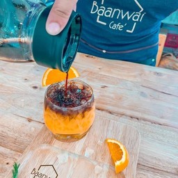 Baanwai Café