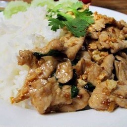 ข้าวไก่ทอดกระเทียม