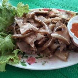 ยายพิมหัวหมูพะโล้ เป็ดพะโล้