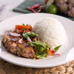 ข้าวยำไก่ย่างแซ่บ(ใช้ข้าวหอมมะลิ)