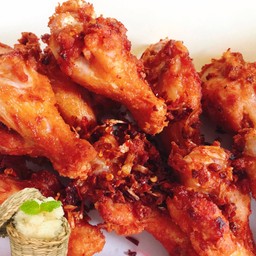 โปรโมชั่น เมื่อซื้อปีกไก่บน 10 ชิ้น แถมฟรี ข้าวเหนียว 1 ห่อ