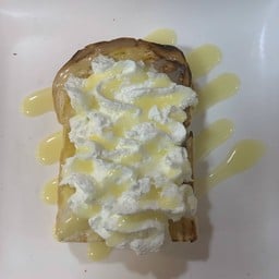 เนย-นมวิปครีม