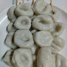 ลูกชิ้นทอด น้องแก้มหอม🍡🍡🍡