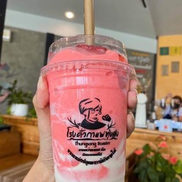 สตรอเบอรี่สดโยเกิร์ตปั่น