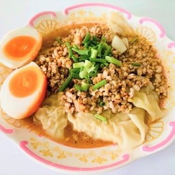 ก๋วยเตี๋ยวโกหมิ่นตลาดท่าม่วง