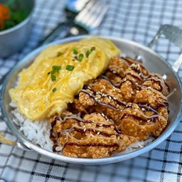 ข้าวไก่คาราอาเกะ ไข่ข้น ซอสเทอริยากิ