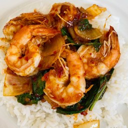 ผัดพริกเผากุ้งราดข้าว