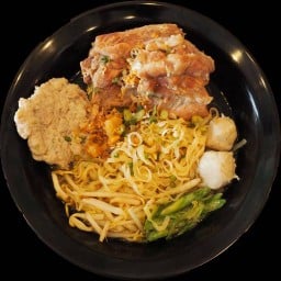 ศูนย์รวมอาหารอร่อย ธาตุนาเวง